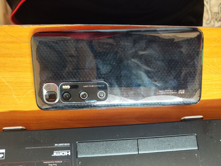 Xiaomi 10 Ultra 120x zoom