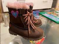 Зимни детски обувки за момиченца от естествена кожа. 27 номер
