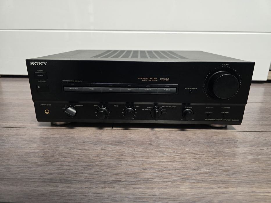 Sony TA-F519R – stare foarte buna, testat si functional