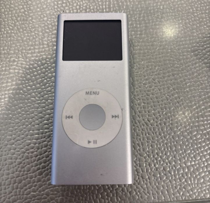 Apple Ipod nano 2 гб
