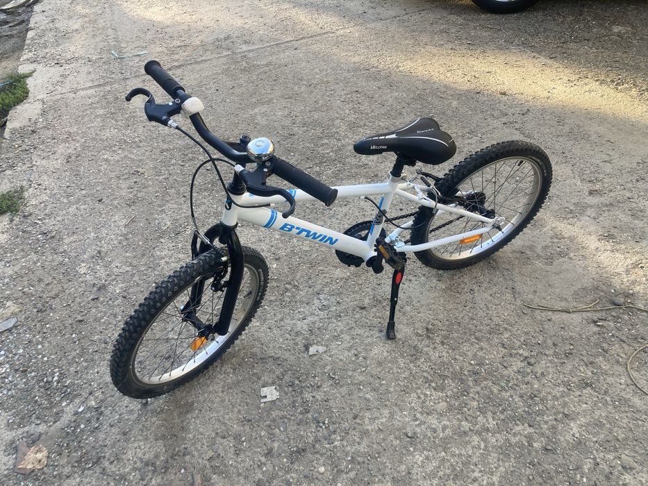 Bicicleta Copii B Twin cu roti de 20”Varsta 6-9Ani