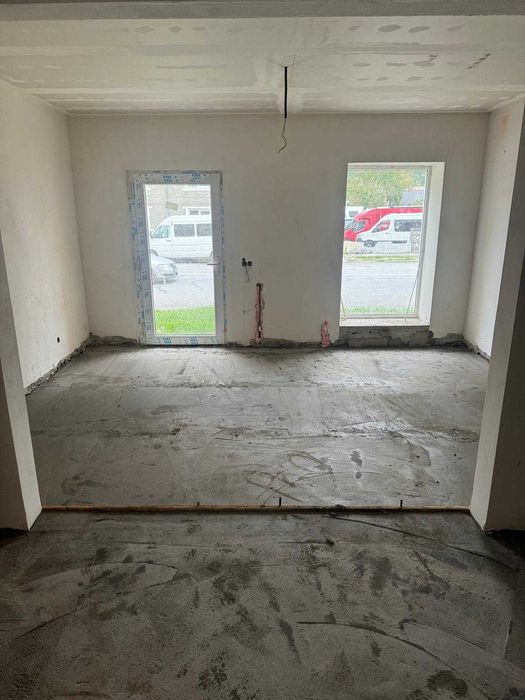 EDA CONSULT – Spatiii comerciale noi in Nasaud.