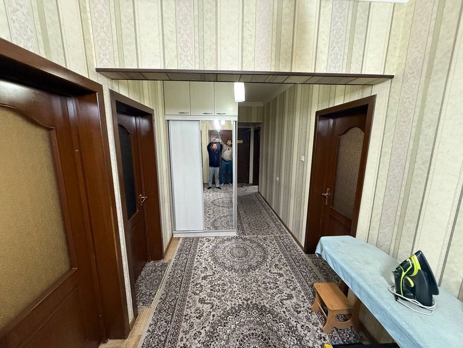 Uy sotiladi sergeli 78.000 $ dom 4 hona