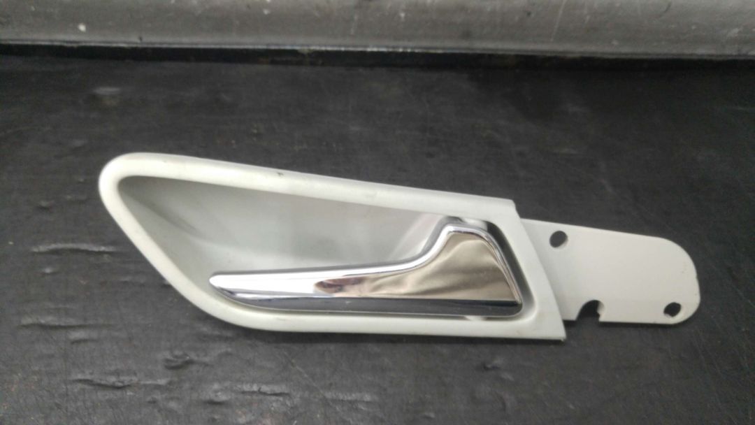 Maner interior dreapta fata mercedes a class w169 3 usi a1697601061 jc329481
