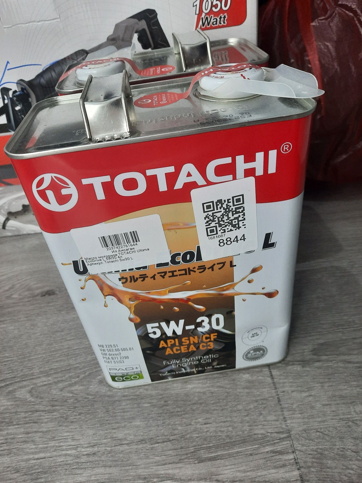 Моторное масло Totahi 5W30.