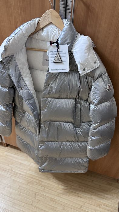 Продам куртку оригинал Monkler