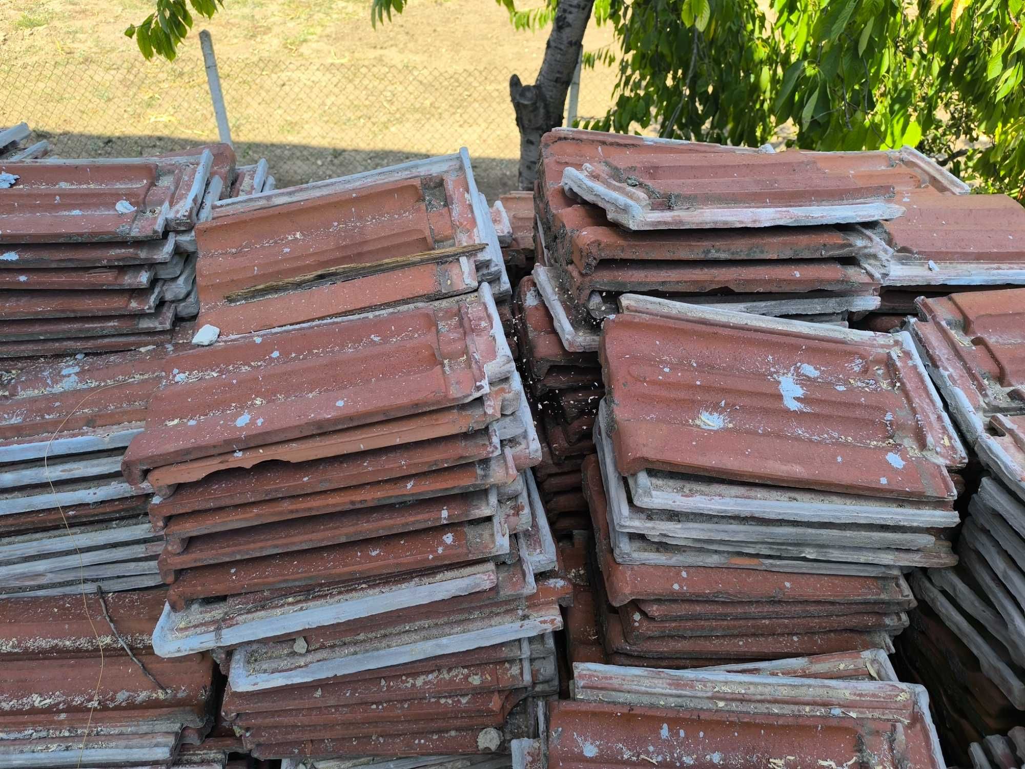 Продавам Стари керемиди
