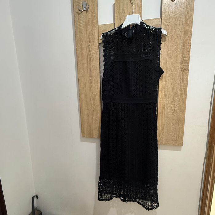 Миди дантелена рокля Reserved