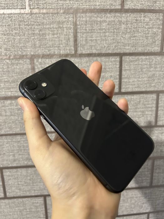 iPhone 11 , состояние идеальное
