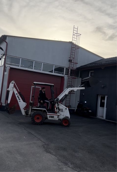 Bobcat B100 minibuldo