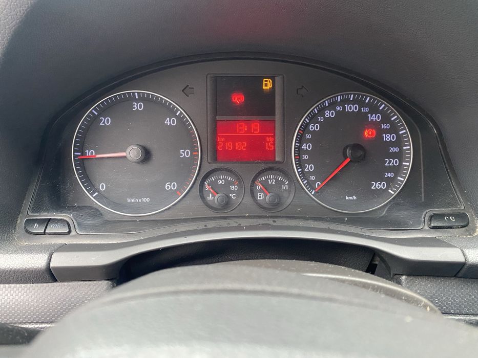 Volkswagen Golf 5 – 1.9 TDI – Stare bună, pregătit de drum