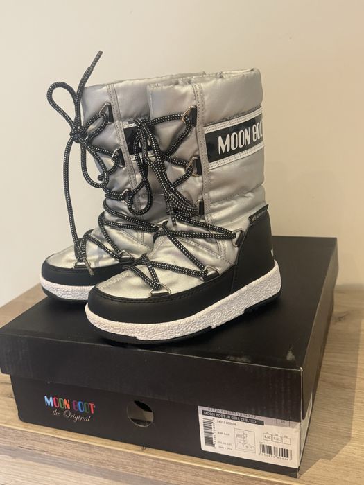 Неромокаеми зимни апрески MOON BOOT 26н