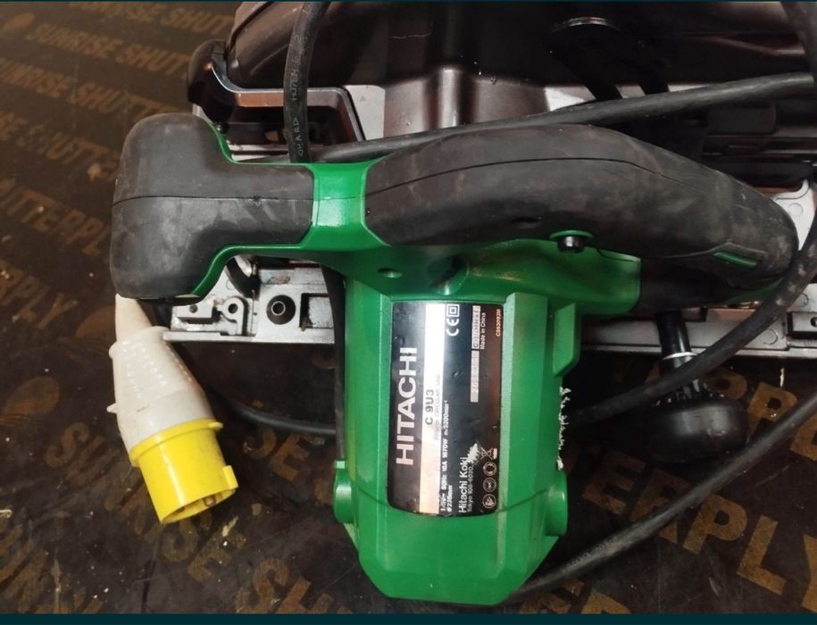 Ръчен циркуляр Хитачи Hitachi Hikoki 1600watts235мм