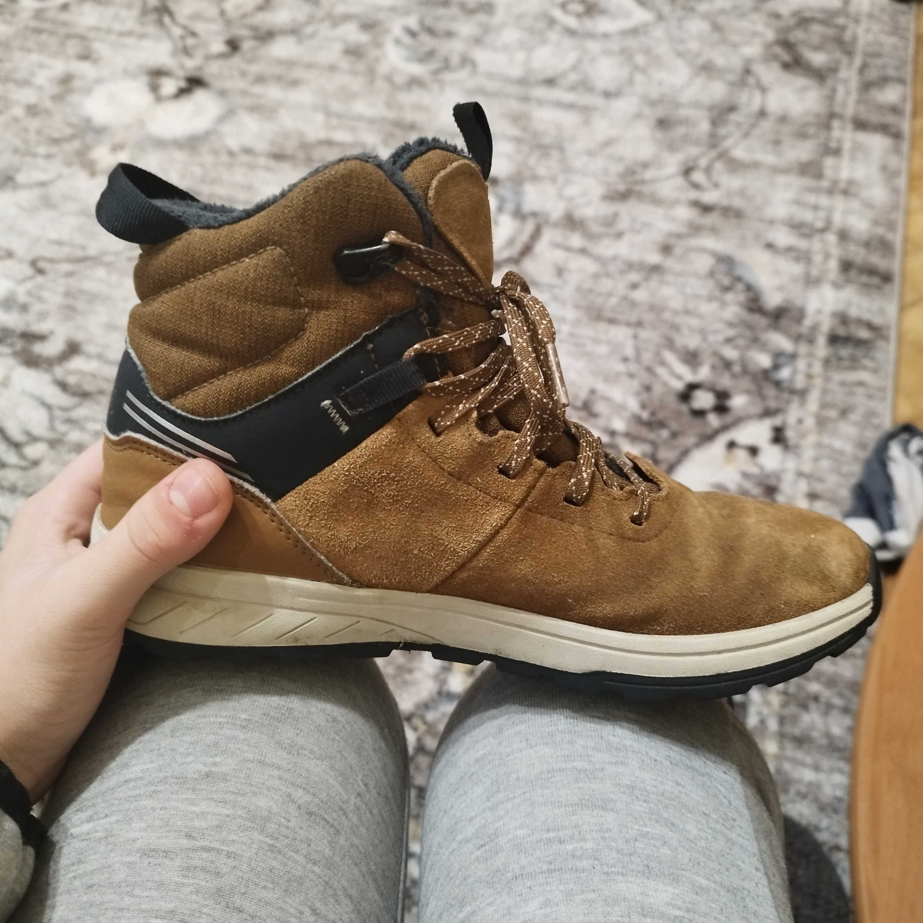 Зимни обувки от Decathlon