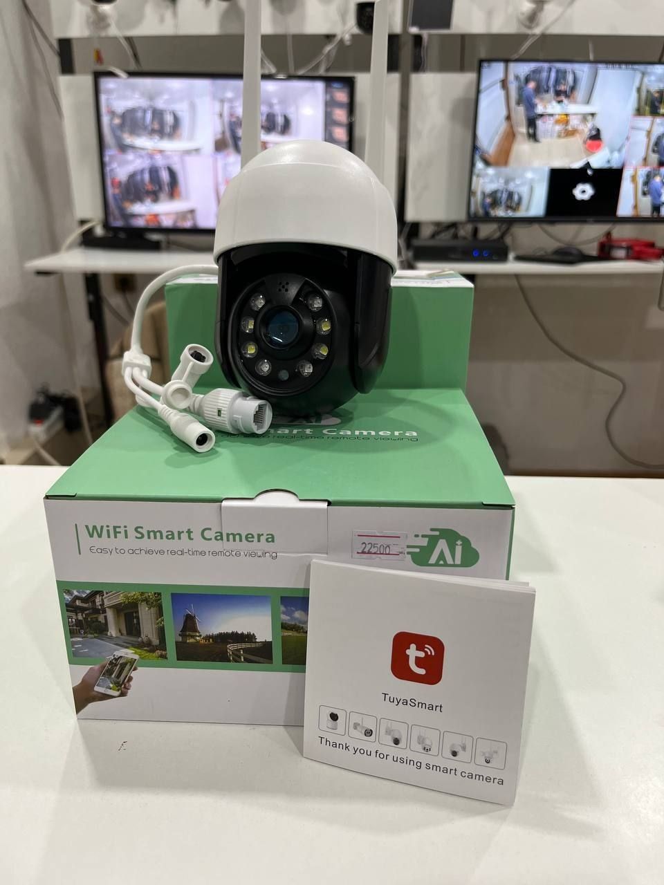 WiFi камеры видеонаблюдения TUYA