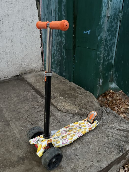 Продам детский самокат