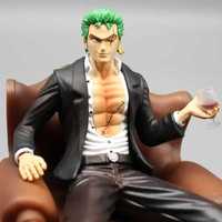 Figurina Roronoa Zoro in costum One Piece