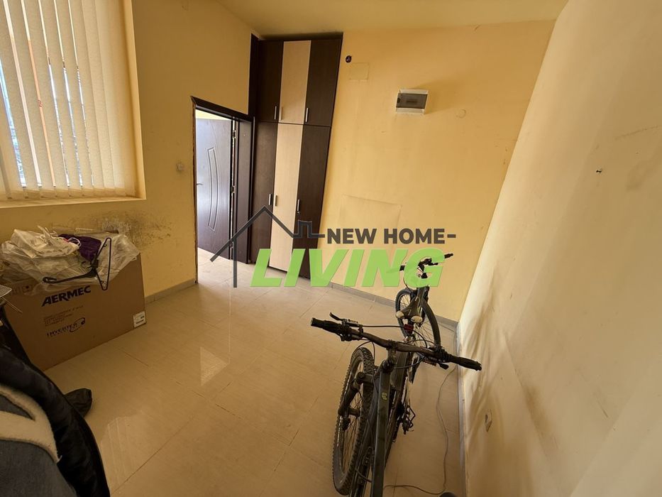 Продава се Магазин в Пловдив, Тракия - 61 кв.м за 2378 €/кв.м - Снимка #4