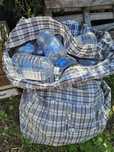 Продам 5 литровые бутылки из под воды.