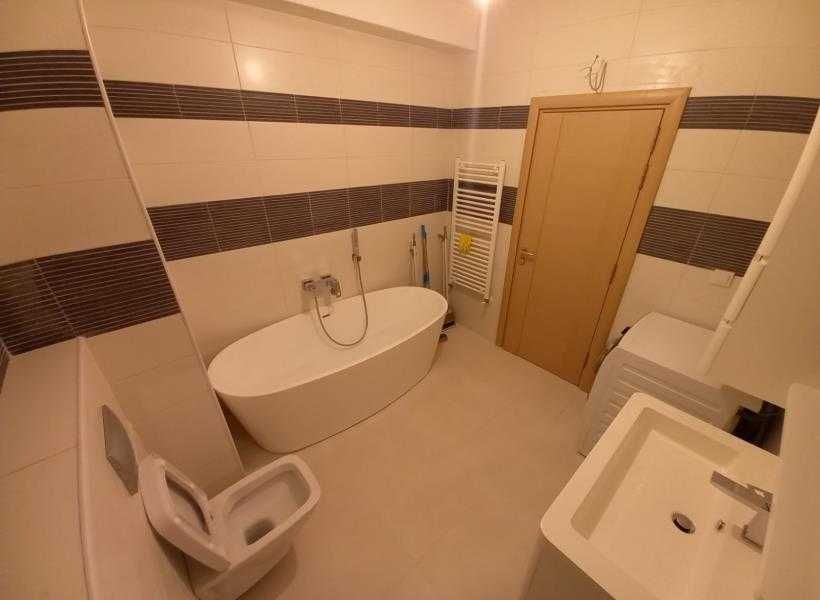 Дава се под наем Тристаен апартамент в Пловдив, Христо Смирненски - 86 кв.м за 402.9 € - Снимка #6