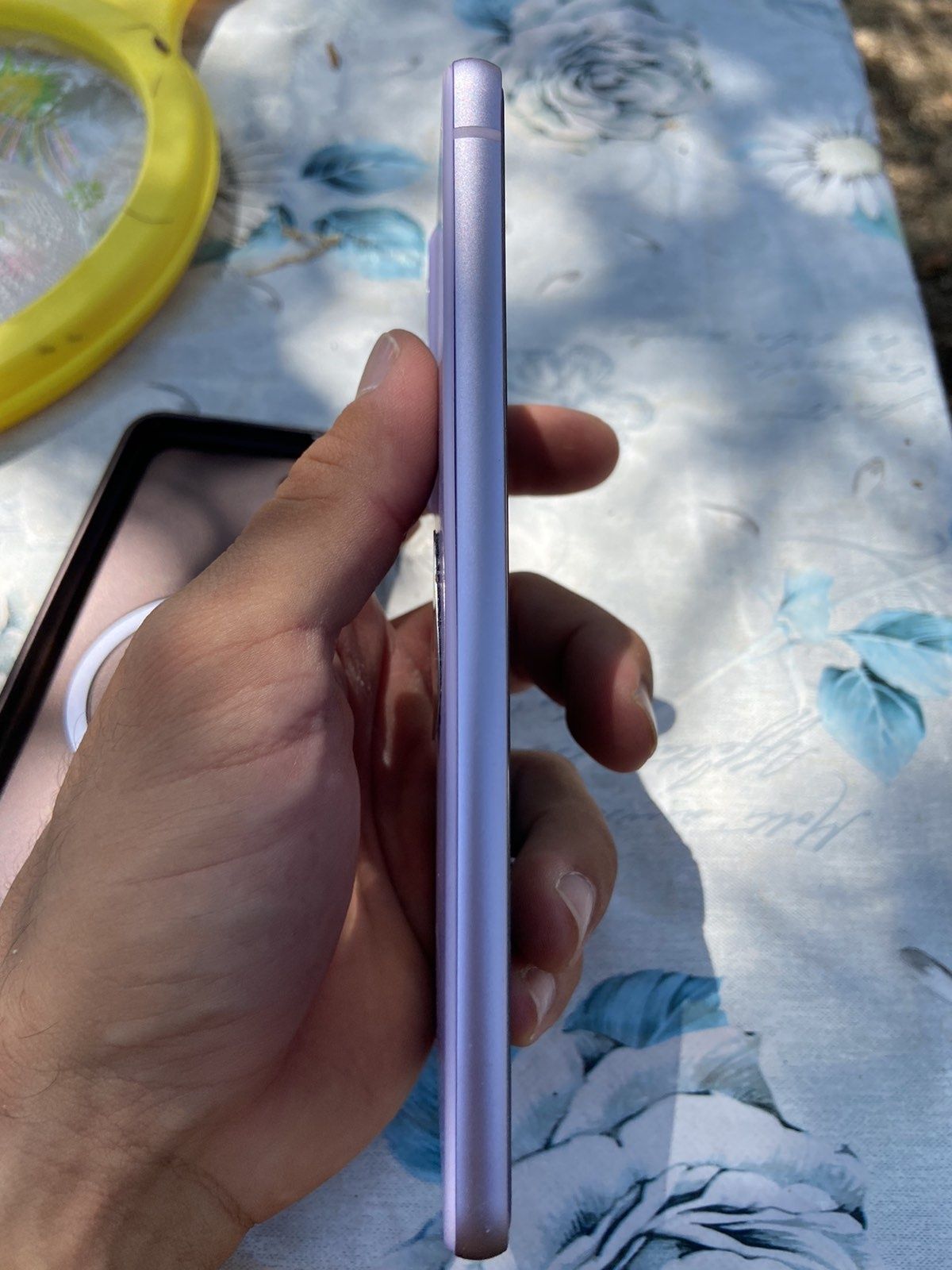 Перфектен Samsung Galaxy S21 FE 5G протектор+кейс+зарядно с кабел