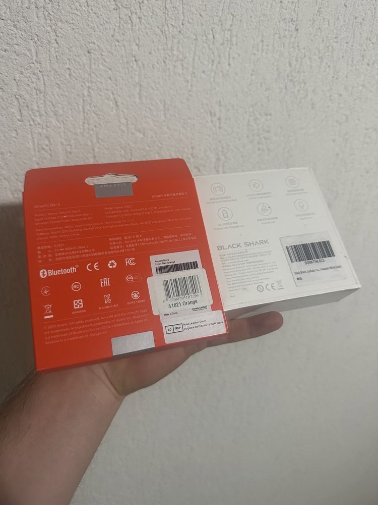 Căști și smartwatch xiaomi