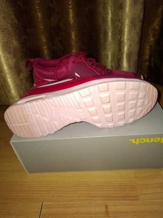 Adidasi Nike pt dama