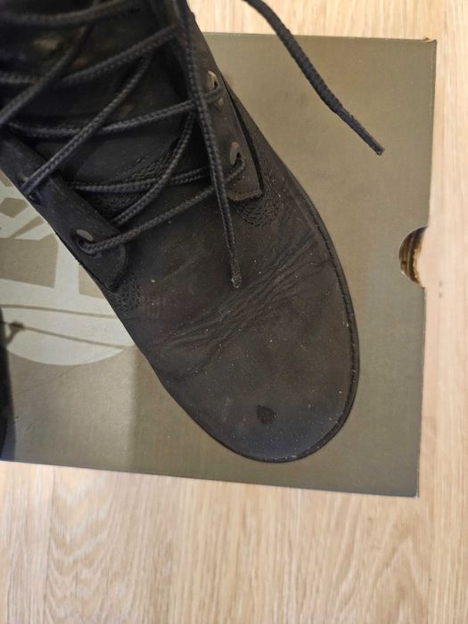Продавам зимни боти Timberland. Черни. 38-ми номер.