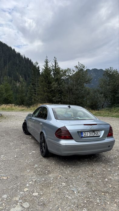 Mercedes e220 w211