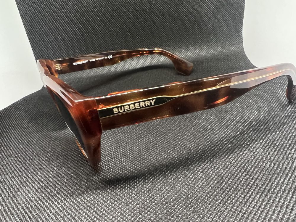 Ochelari de soare Burberry