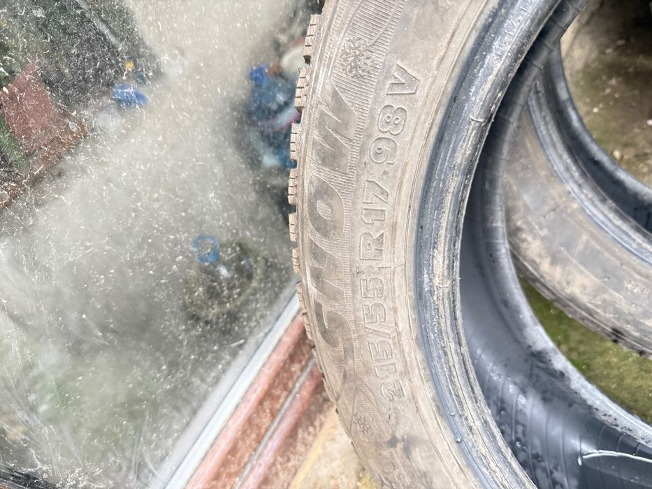 Зимни Гуми 215/55/17