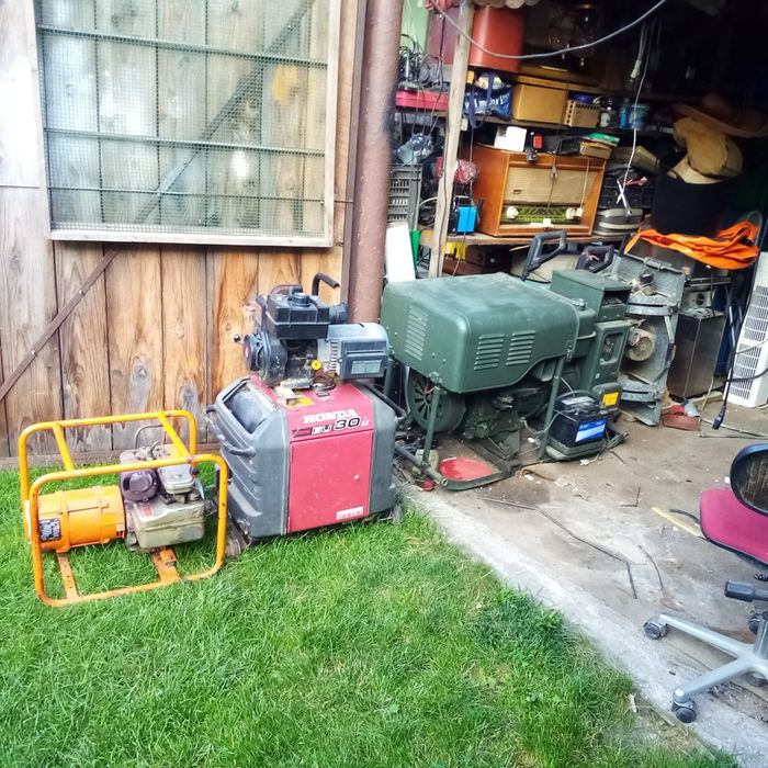 Generator curent mono și trifazic Honda, Bosch