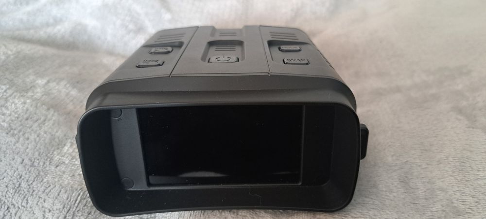 Бинокъл с нощно виждане