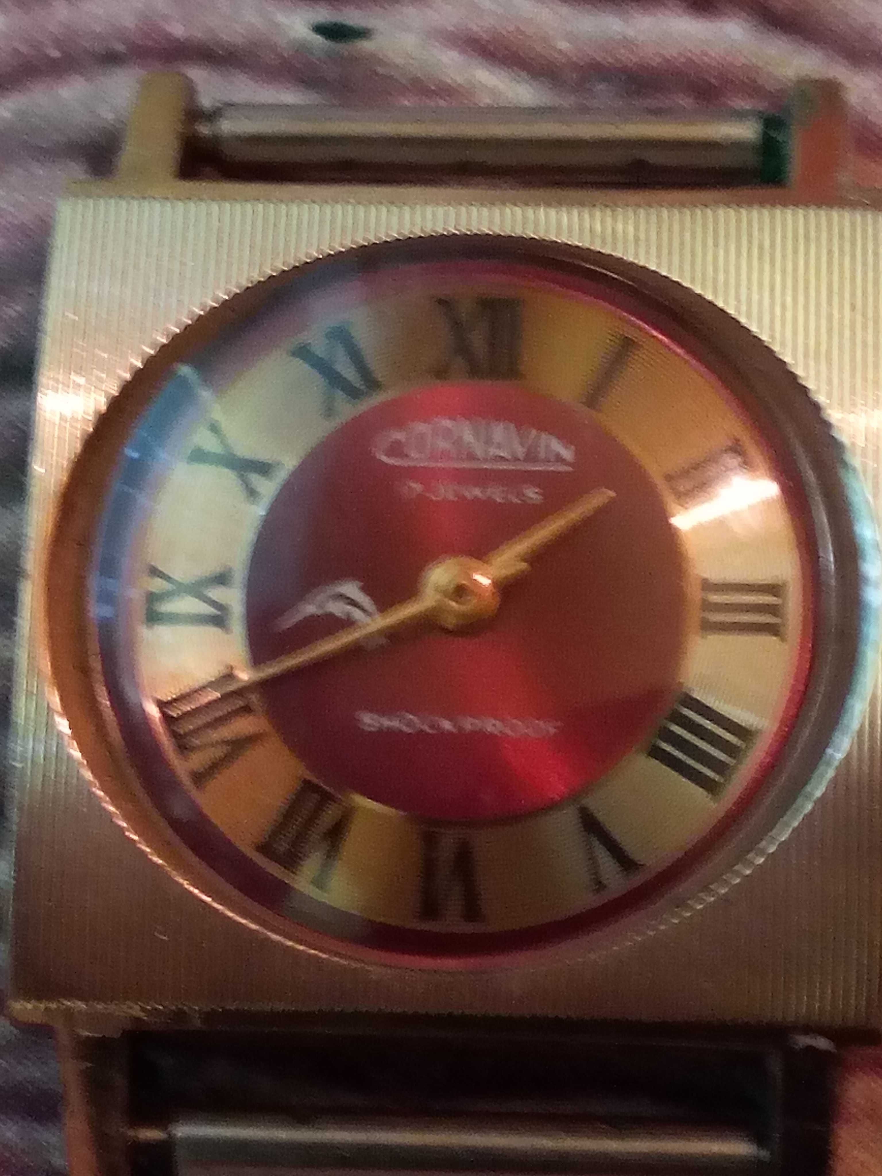 Cornavin women watch.