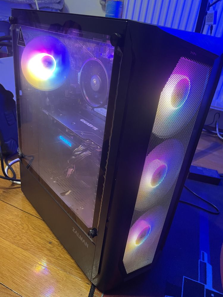 Геймърски компютър Ryzen 5 5600X/ 16GB 3200MHz/ RX 5700XT/ 1TB SSD