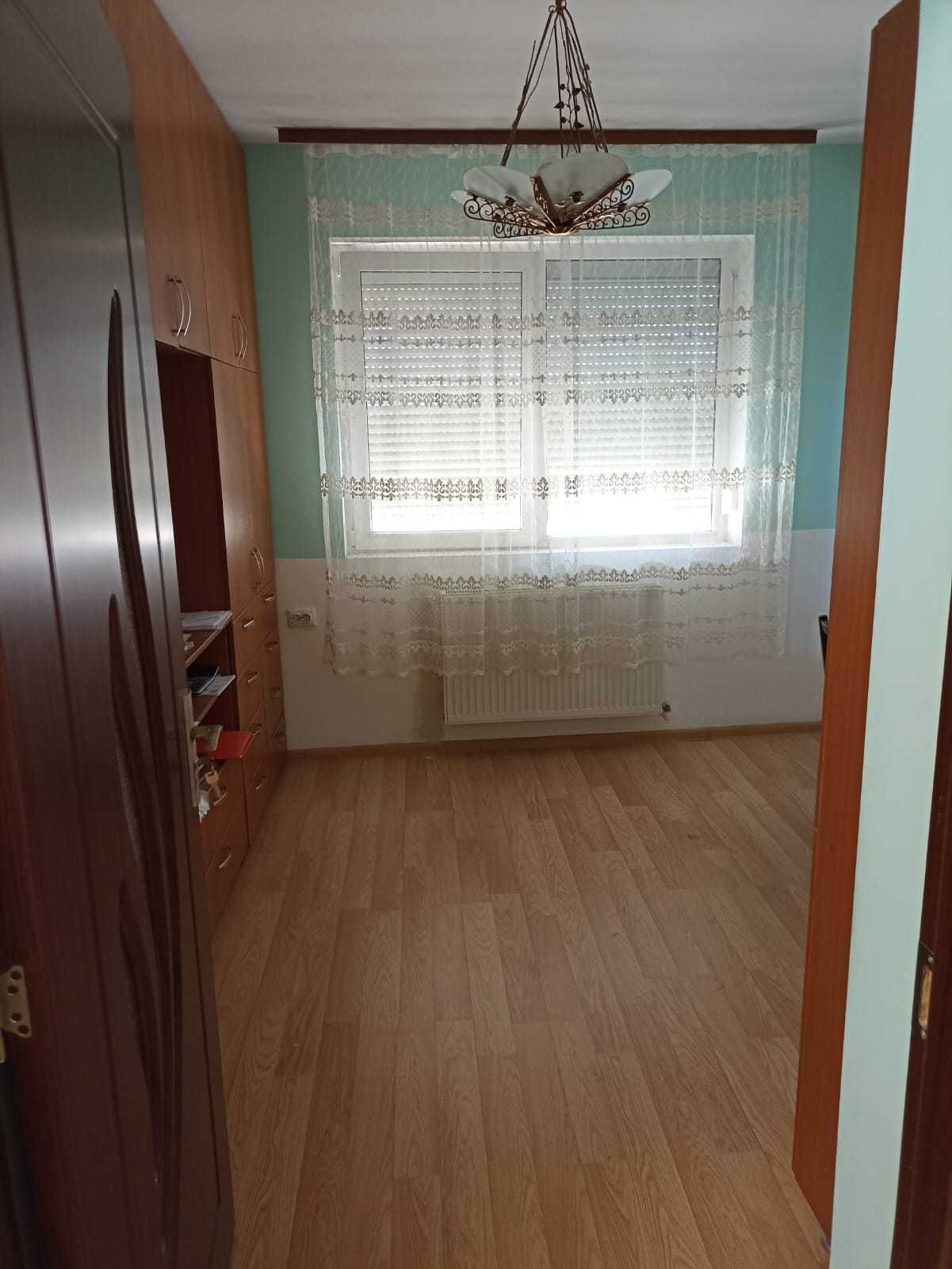 Apartament 2 camere- Cartier 23 august