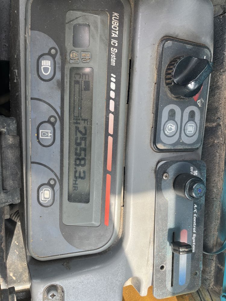 Miniexcavator kubota kx-161