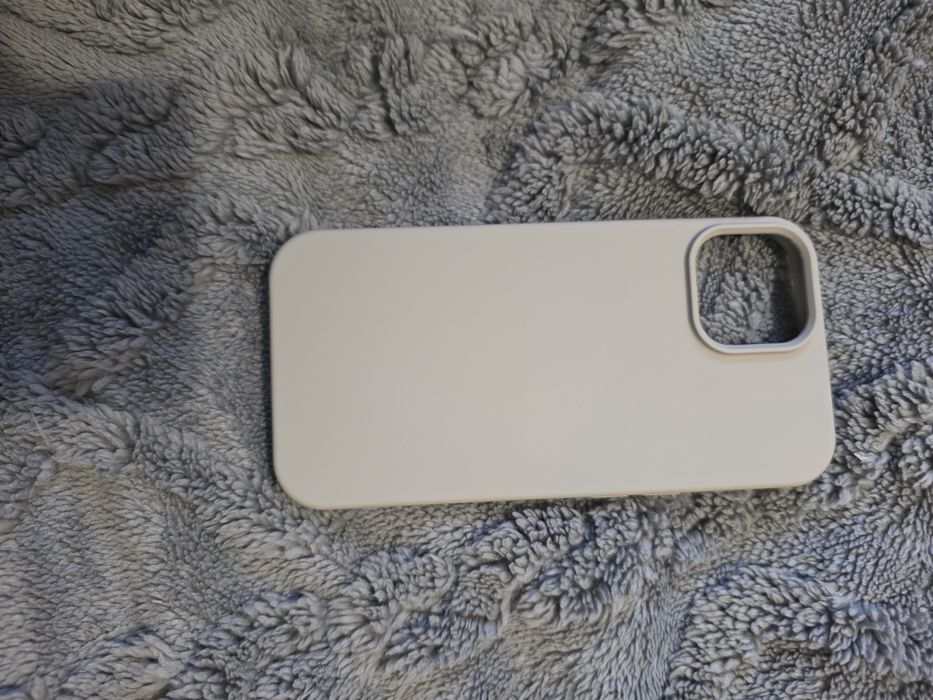 Vând Huse Iphone 15