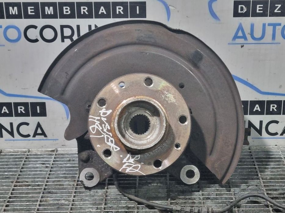 Fuzeta dreapta fata Dacia Duster II 1.6 Benzina 2018 - 2021 Manuala 6 Trepte H4M 738 ...