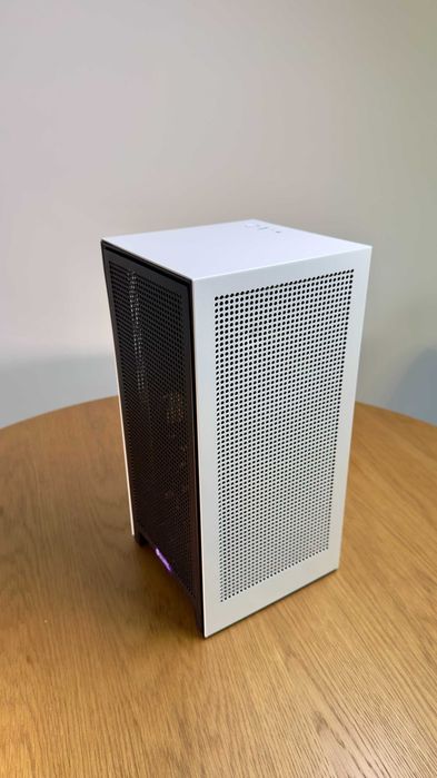 Carcasa NZXT H1 + AIO