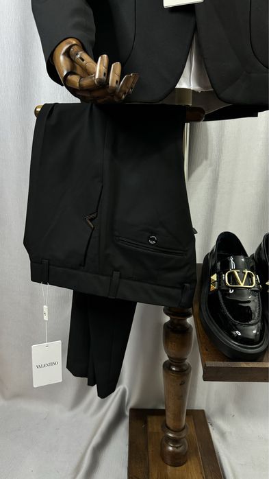 Costum Valentino