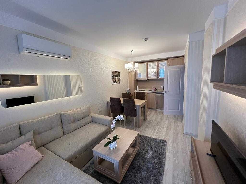 Продава се Двустаен апартамент в Свети Влас - 60 кв.м за 1834 €/кв.м - Снимка #2