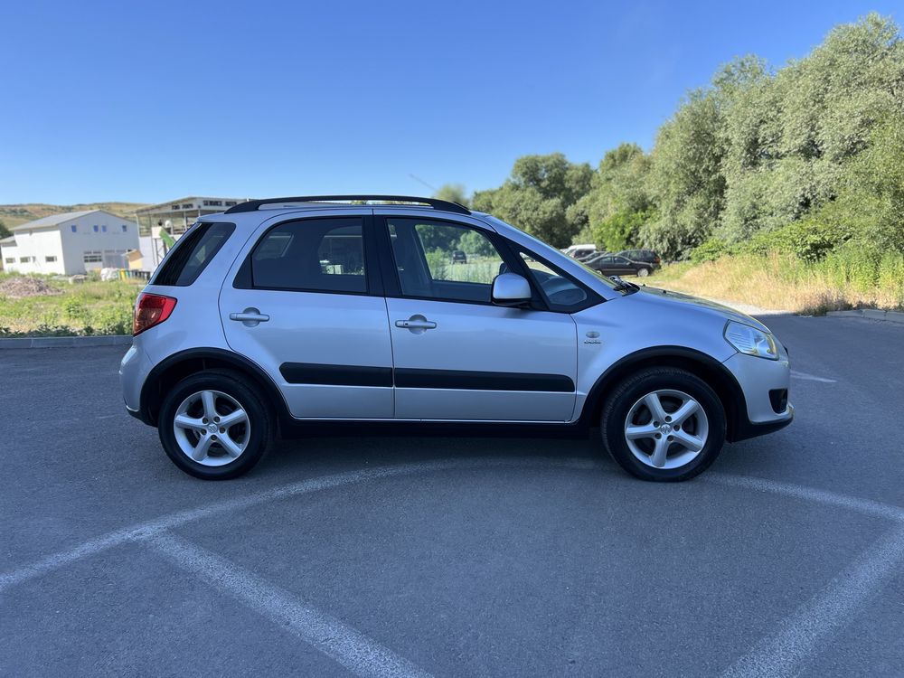 Suzuki sx4 1.9 tdi 4x4 la buton an 2010
