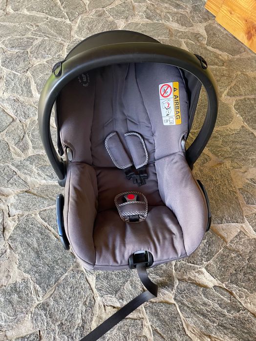 Кошница-Стол за кола Maxi Cosi и количка