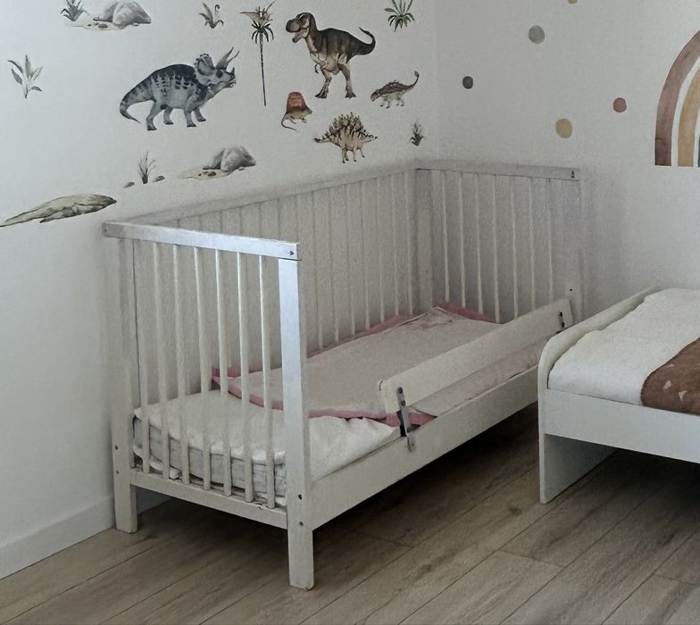 Кроватка ikea отдам даром