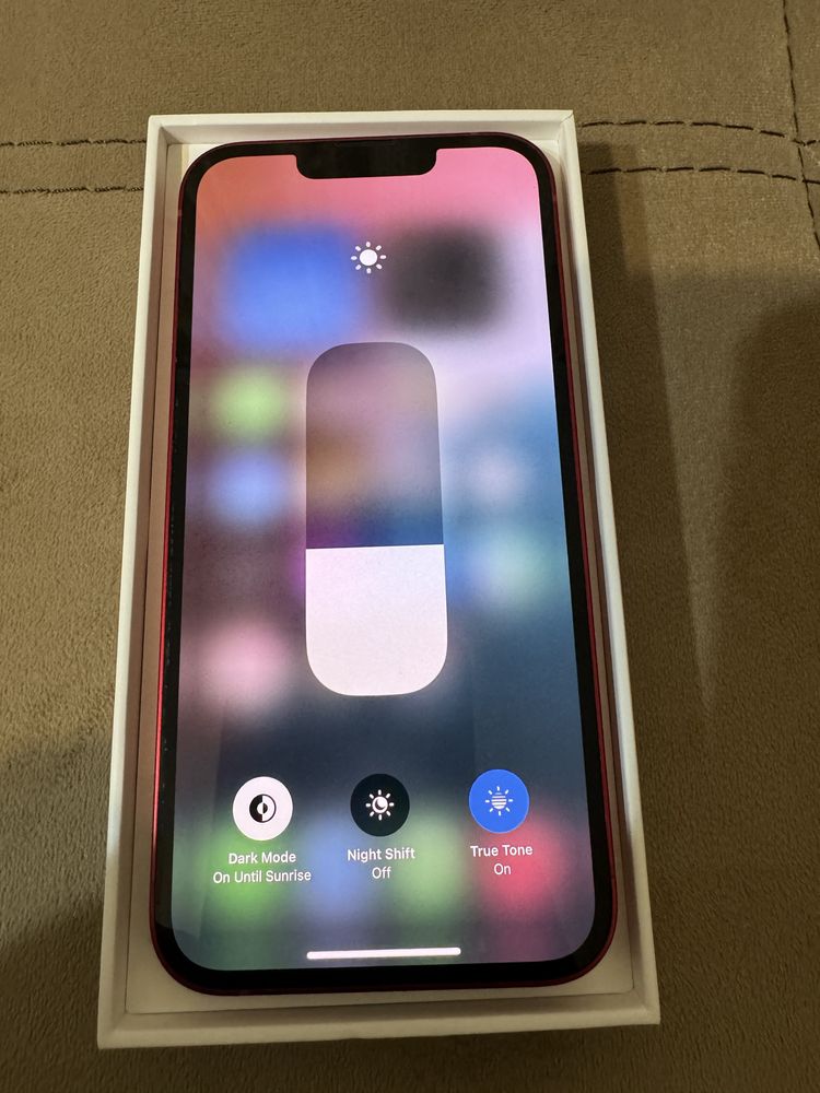 iPhone 13 Red 128gb - като нов