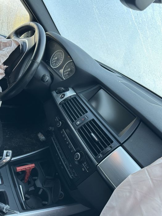 Dezmembrez Bmw X5 E70 3.0d 235Cp