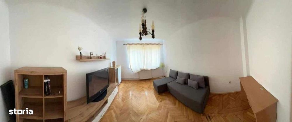 Apartament cu 3 camere in 7 Noiembrie