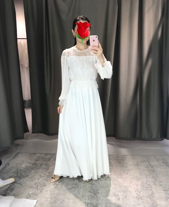 Белое платье под кажекей