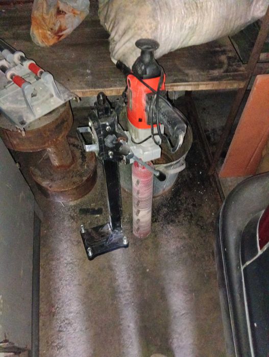 Дрель для сверления бетона